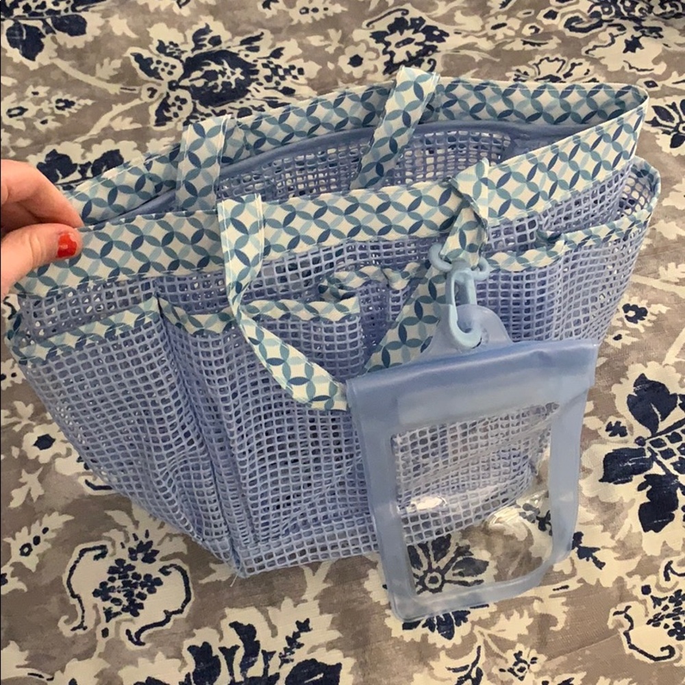 NWOT Blue Mesh Shower Caddy